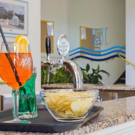 Savoia Hotel Misano Adriatico Eksteriør billede