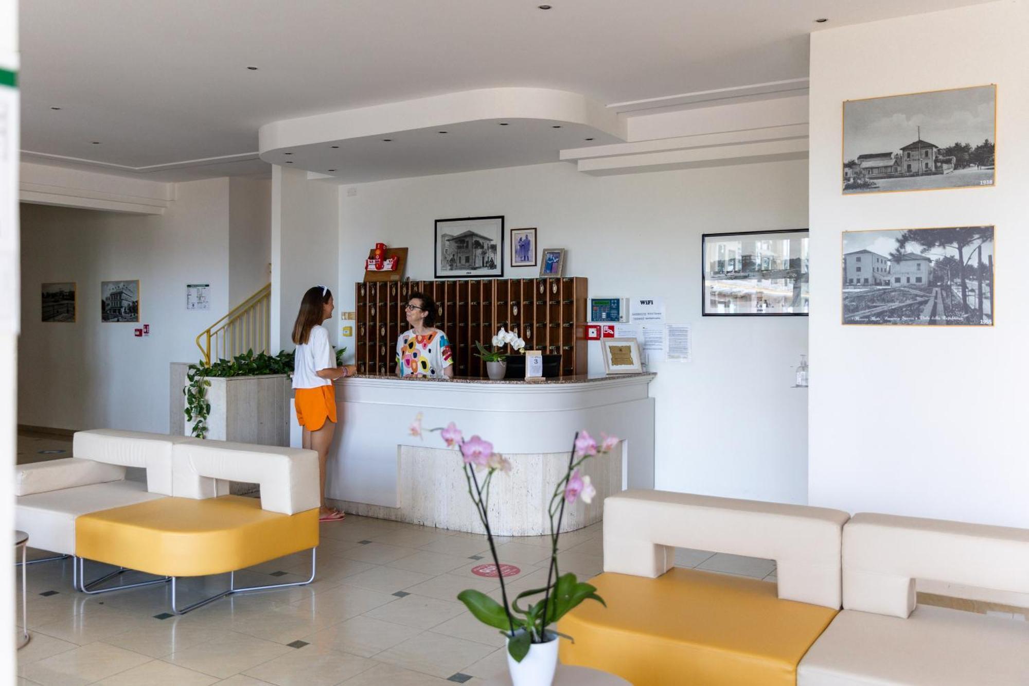 Savoia Hotel Misano Adriatico Eksteriør billede