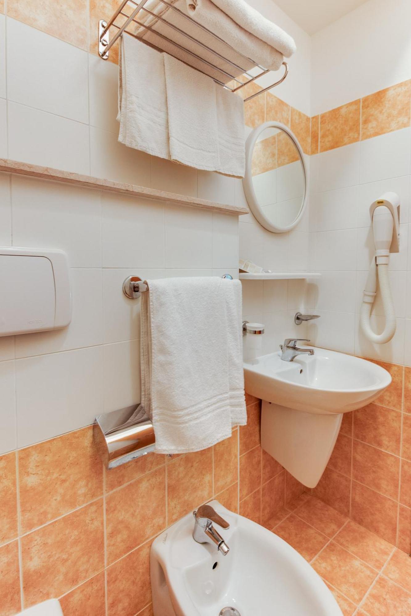 Savoia Hotel Misano Adriatico Eksteriør billede