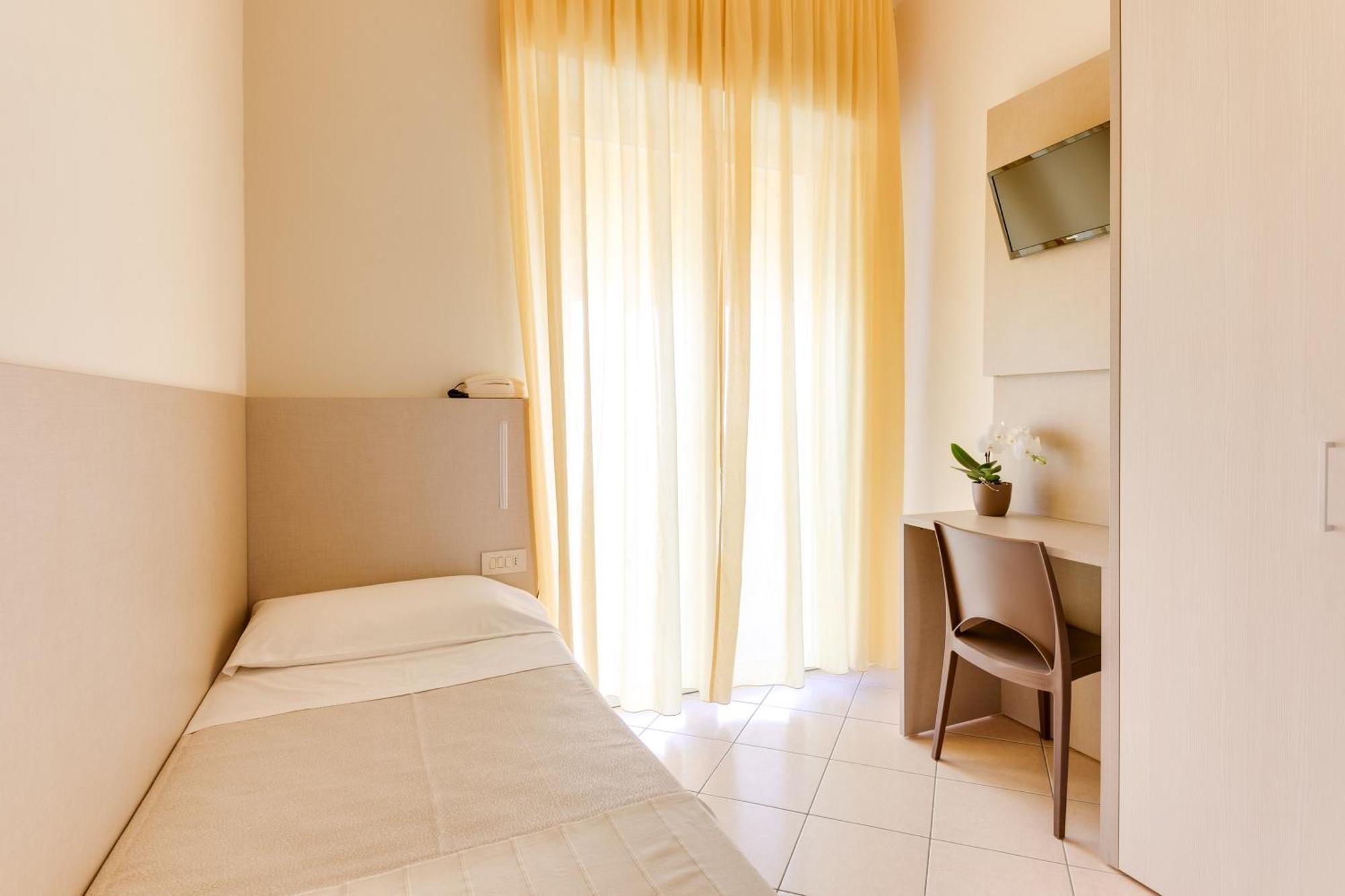 Savoia Hotel Misano Adriatico Eksteriør billede