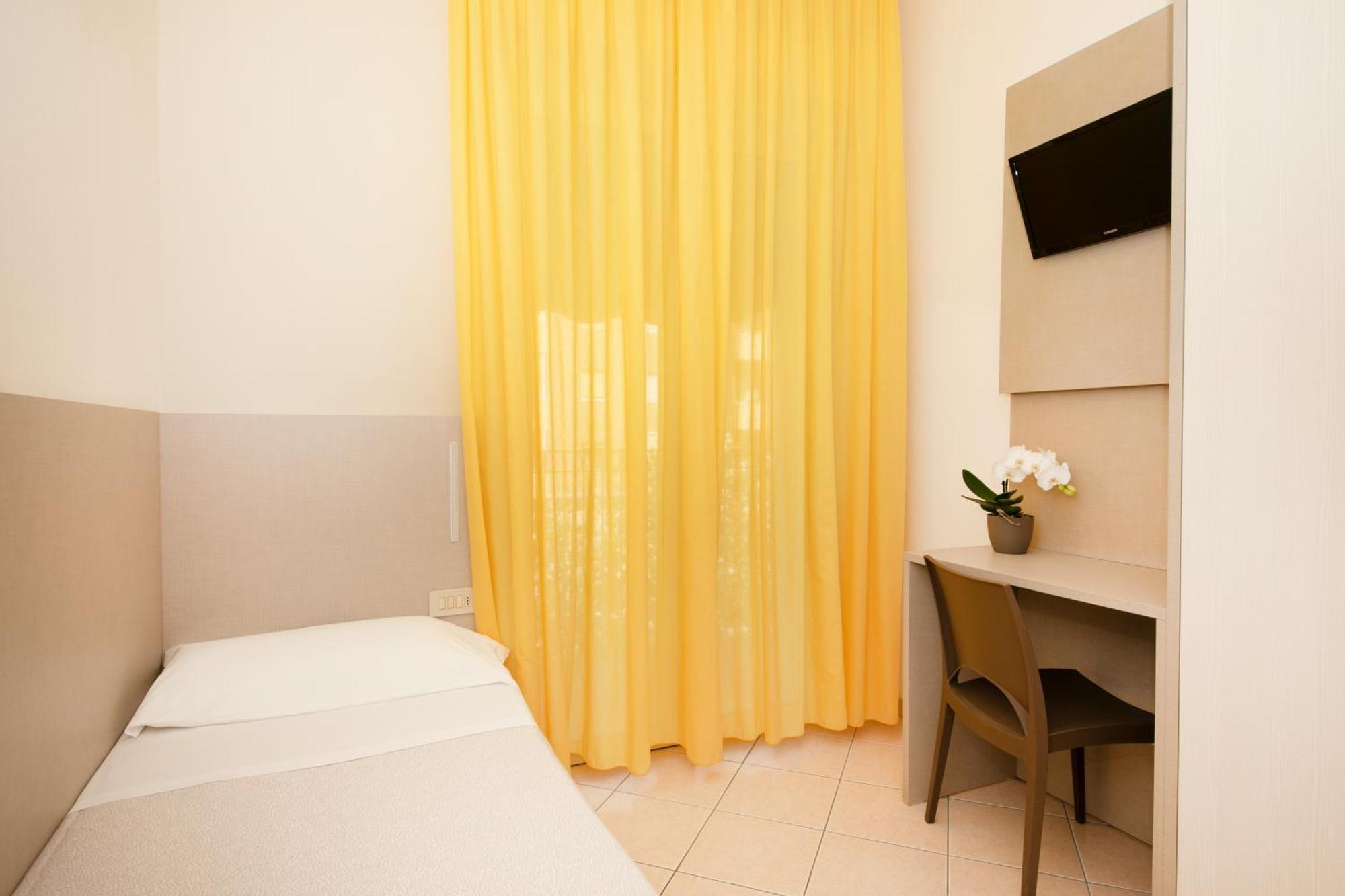 Savoia Hotel Misano Adriatico Eksteriør billede