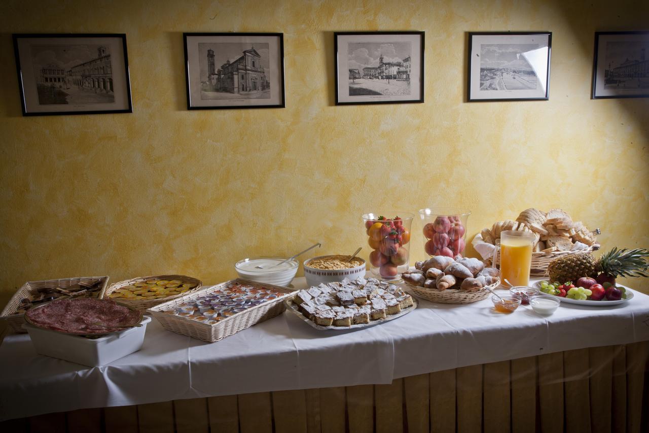 Savoia Hotel Misano Adriatico Eksteriør billede